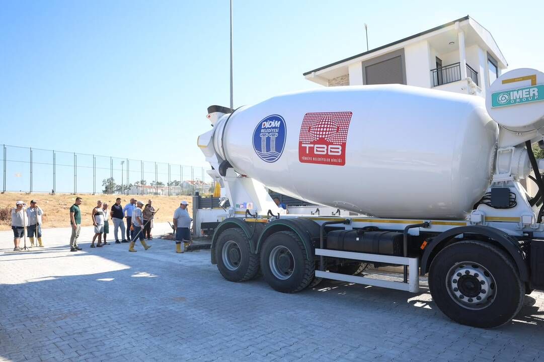 Didim Belediyesi'nin yeni beton mikseri görev başında