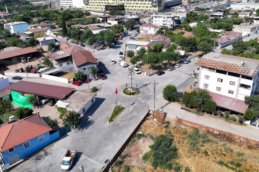 Başkan Anıl Yetişkin'den Efeler'de ulaşım hamlesi