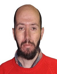 Nazilli'de sokakta bulunan köpeklere küpe takılıyor iddiası!